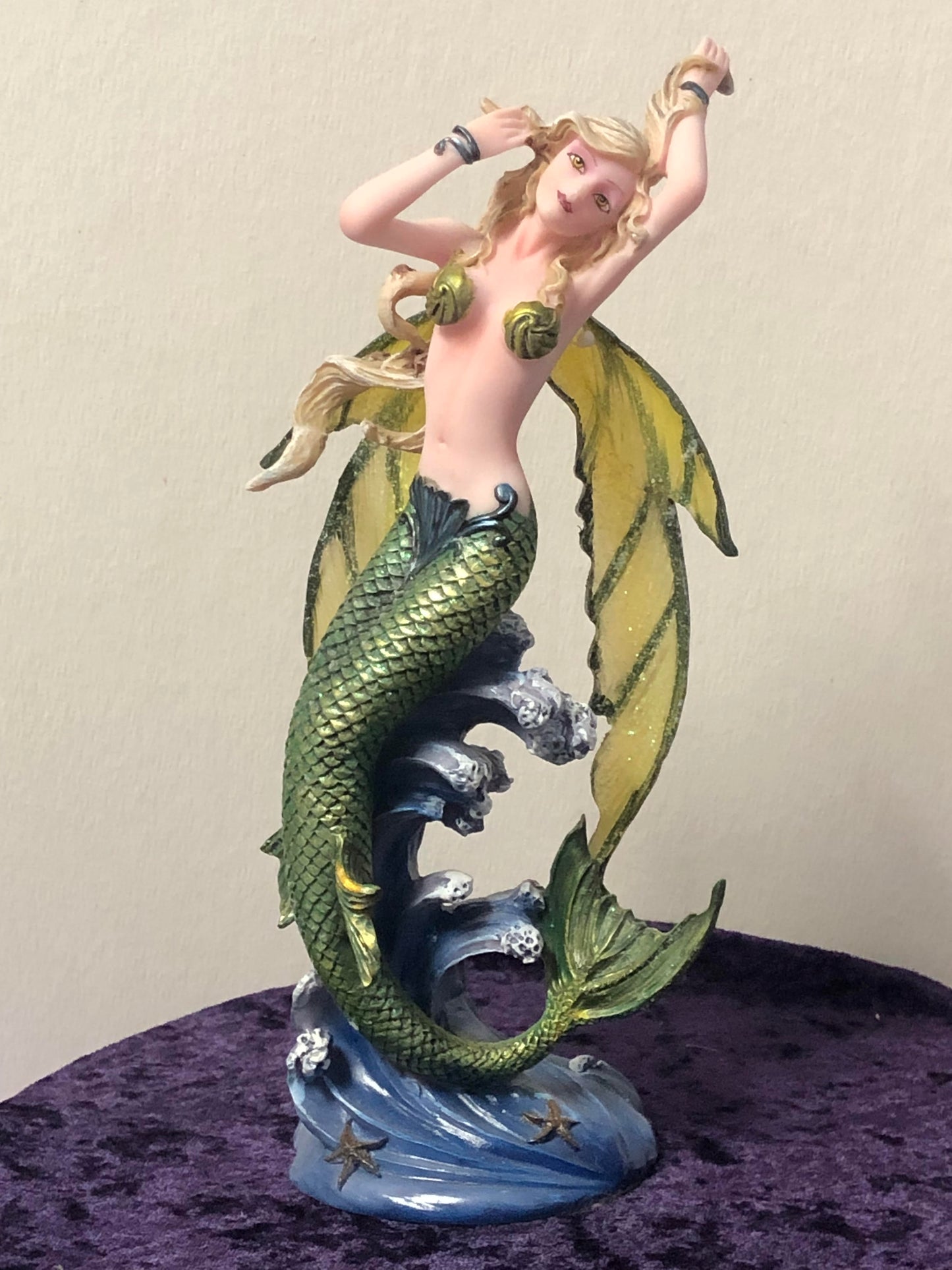 Mermaid Fairy Statue