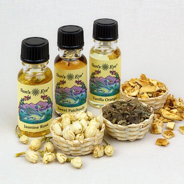 Sun's Eye Herbal Blend Oil